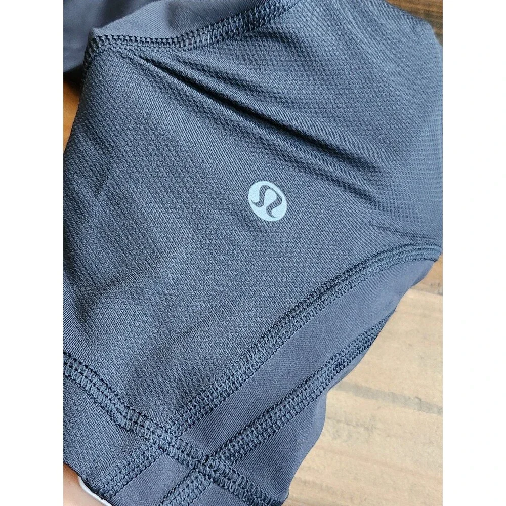 Lululemon Black Cropped Leggings Size 6